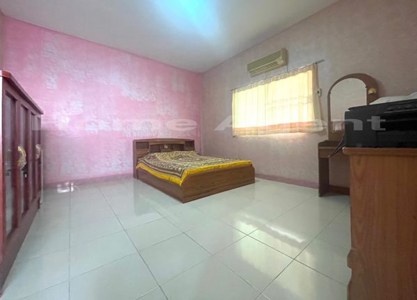 ขายบ้านเดี่ยว หมู่บ้านเลคบุษบา ซ.เลคบุษบา ต.เขาสามยอด อ.เมืองลพบุรี Tel 081-5713517 (รูปที่ 9)