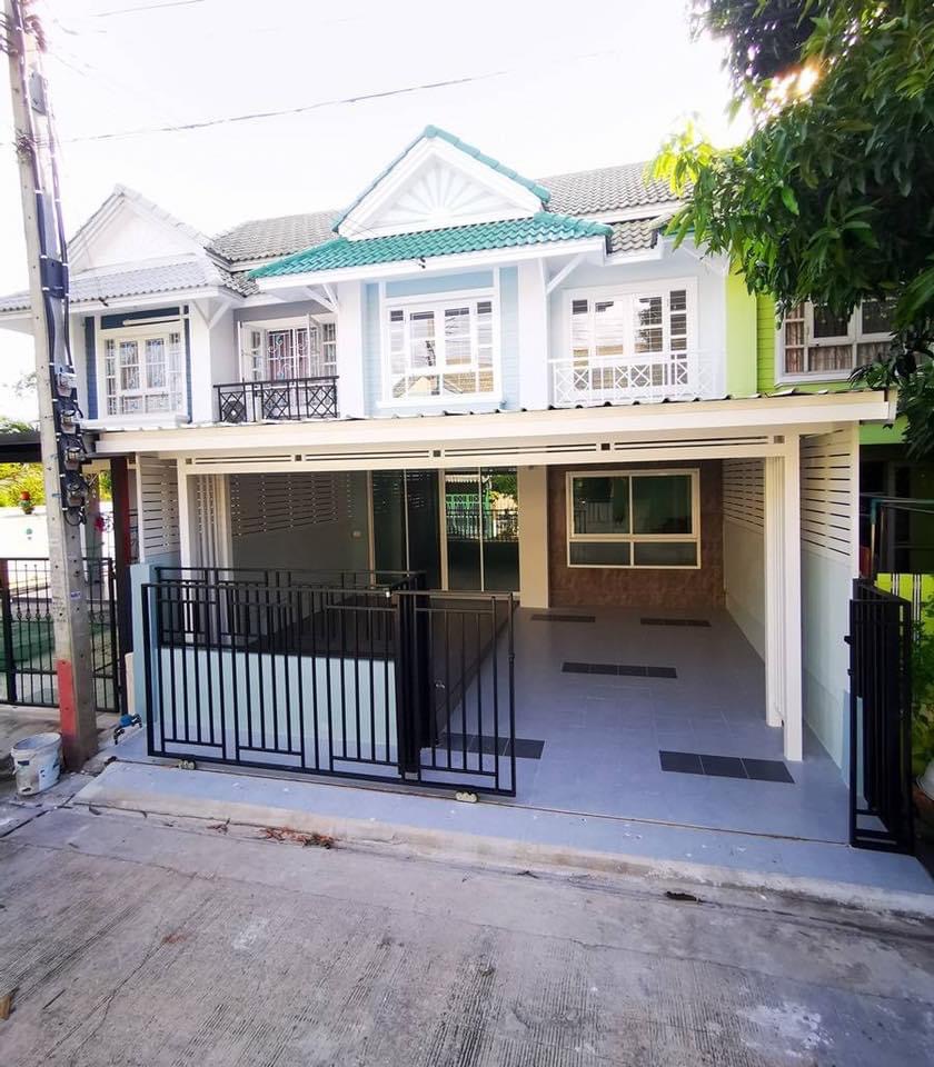 บ้านแฝด2ชั้น. หน้ากว้าง 6 เมตร รีโนเวทใหม่ พร้อมอยู่?หมู่บ้านพฤกษา19 ซอยวัดลาดปลาดุก