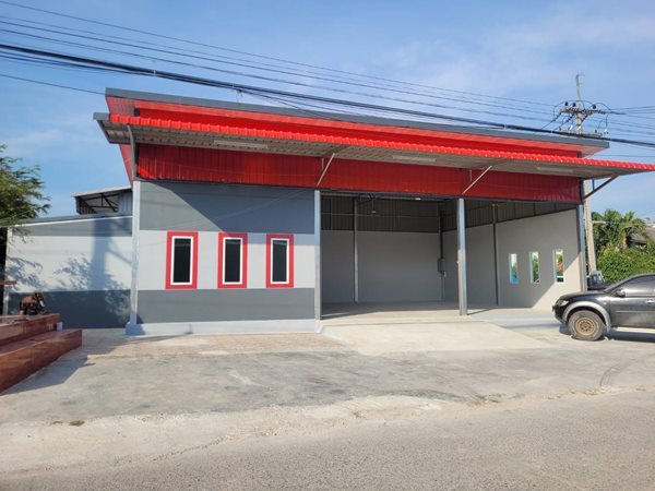 ให้เช่าโรงงาน พร้อมออฟฟิศ เนื้อที่ 160 ตร.ม. ใกล้นิคมอมตะนคร อ.พานทอง จ.ชลบุรี โทร 0876003777 (รูปที่ 2)