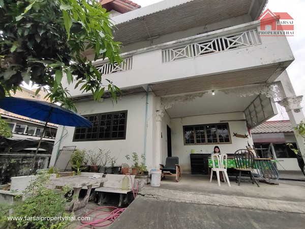ขายบ้านเดี่ยว 2ชั้นเนื้อที่ 96 ตร.ว พื้นที่ใช้สอย 210ตร.ม 5 ห้องนอน 4 ห้องน้ำ เฟอร์บางส่วน ถนนสุขุมวิท103 ซอยอุดุมสุข ราคาขาย 16 ล้านบาท