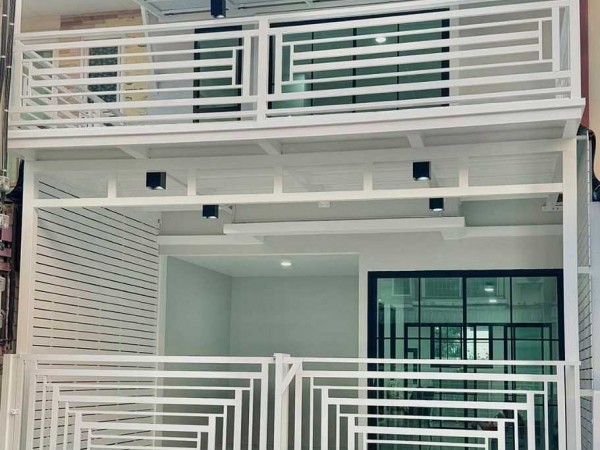 บ้านสวยมาก อยู่ถนนเมน ค้าขายได้ หลังบ้านไม่ชนใคร #หมู่บ้านไอยรา บางบัวทอง บ้านกล้วย – ไทรน้อย ทาวน์เฮ้าส์ รีโนเวทใหม่ ใกล้เซ็นทรัล เวสเกต