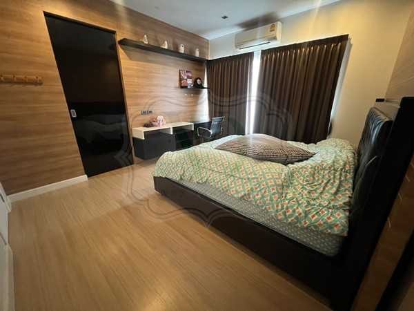 ให้เช่า หรือขาย บ้านทาวน์เฮ้าส์ เพล็กซ์ บางนา 3 ชั้น 3 ห้องนอน โทร 094-327-8878