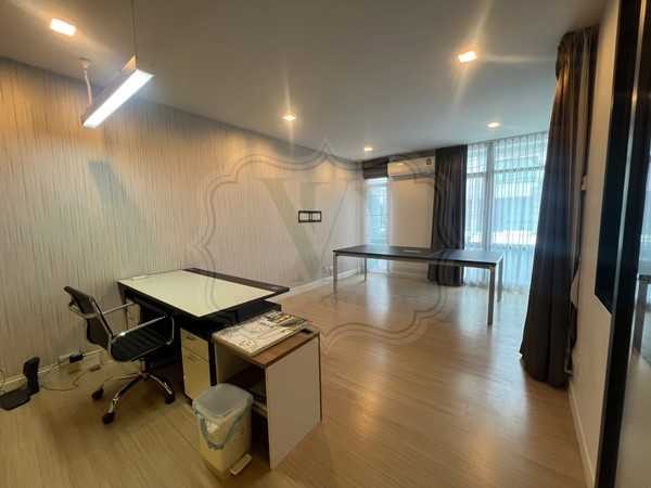 ขาย หรือเช่า บ้านทาวน์เฮ้าส์ Plex Bangna 3 ชั้น 3 ห้องนอน อ.บางพลี จ.สมุทรปราการ โทร 0943278878