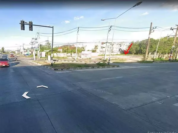 ขายที่ดินทำเลทอง 897 ตร.ว. ใจกลางหาดใหญ่ ติดสี่แยกควนลัง