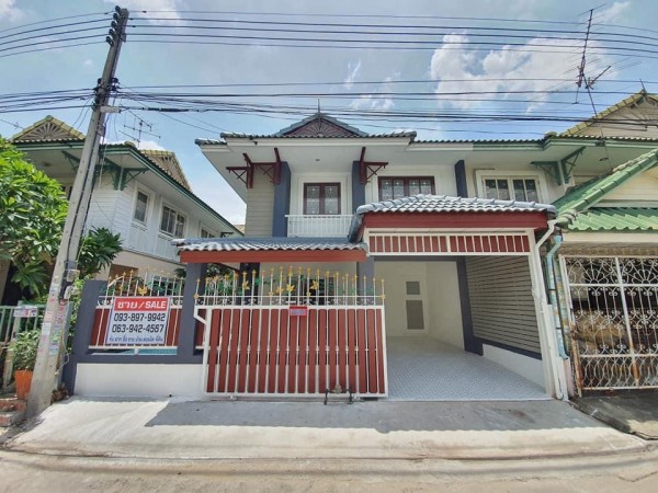 หมู่บ้านพฤกษา 13 หลังริม