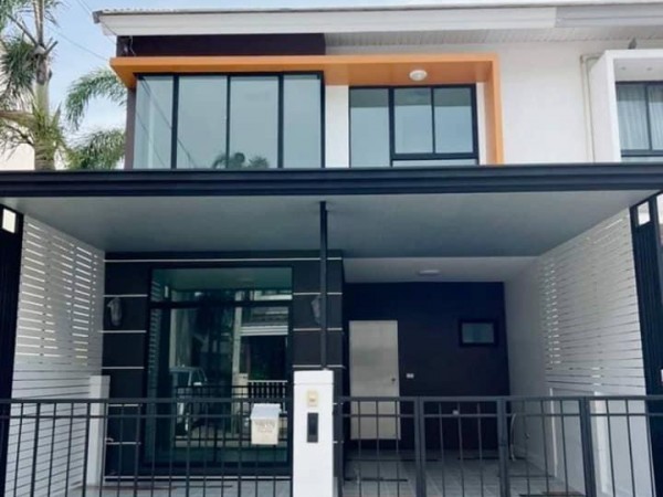 บ้านสวยที่หมู่บ้านเดอะวิลล่า บางบัวทอง