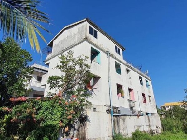 ขาย เปรมปัน อพาร์ตเมนต์ รามอินทรา 117 (เจริญพัฒนา) หอพัก 3 ชั้น 2 ตึก 35 ห้อง Tel 086-384-0111